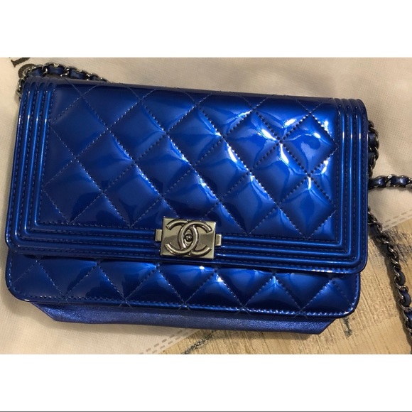 Chanel Quilted Boy Wallet On A Chain Crossbody Bag - Picture 4 of 8